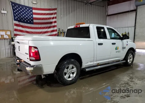 2015 Ram 1500 St z USA, uszkodzony, nr VIN 1C6RR7FG8FS703909